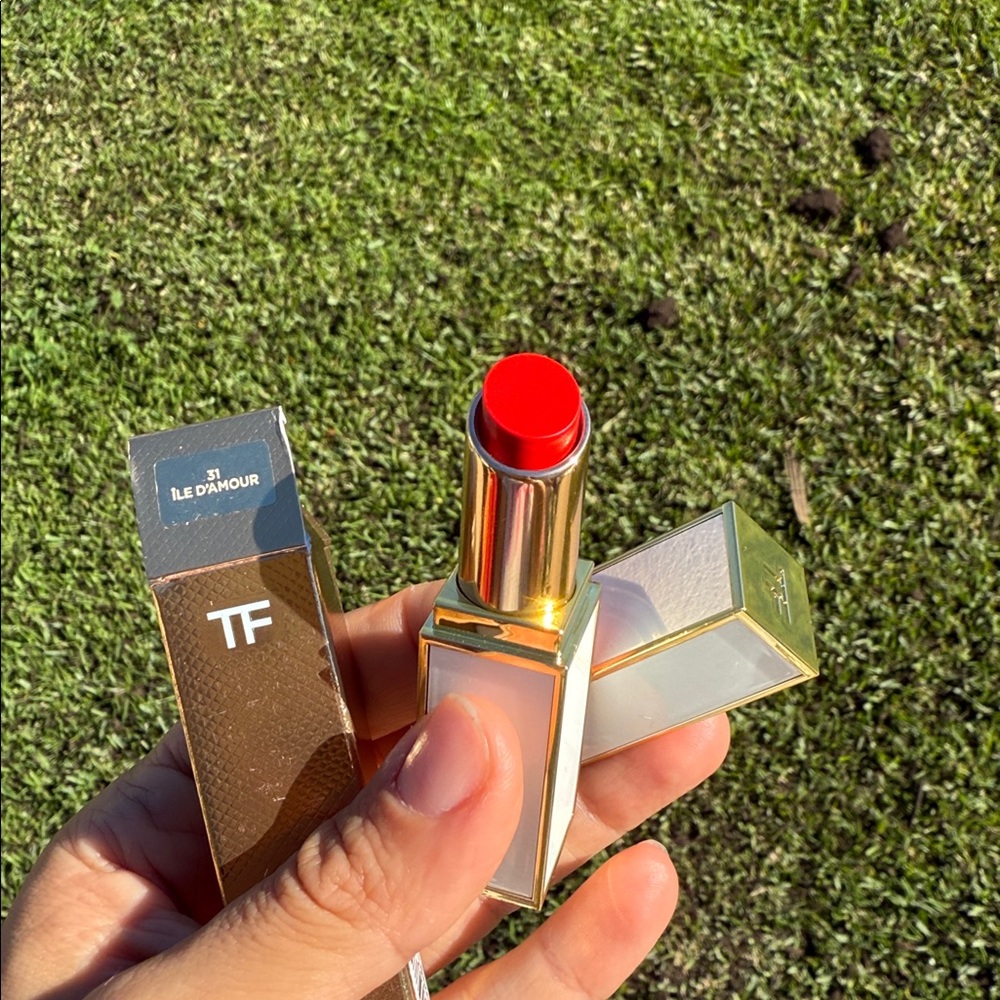 Tom Ford Soleil 31 Ile D'amour Ultra Shine Lip Color 0.11 oz/3.3 G NIB Lipstick - Picture 3 of 5